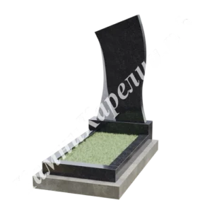 Фигурная вертикальная стела из чёрного гранита с волнистым наклонным верхом