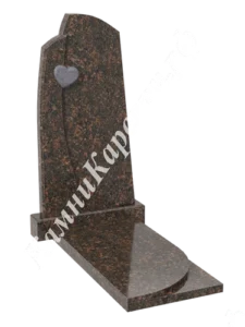 Фигурная вертикальная стела из красно-коричневого гранита с арочным верхом и серым сердцем на лицевой стороне