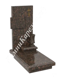 Фигурная стела из красно-коричневого гранита с выступом слева и небольшим золотым православным крестом